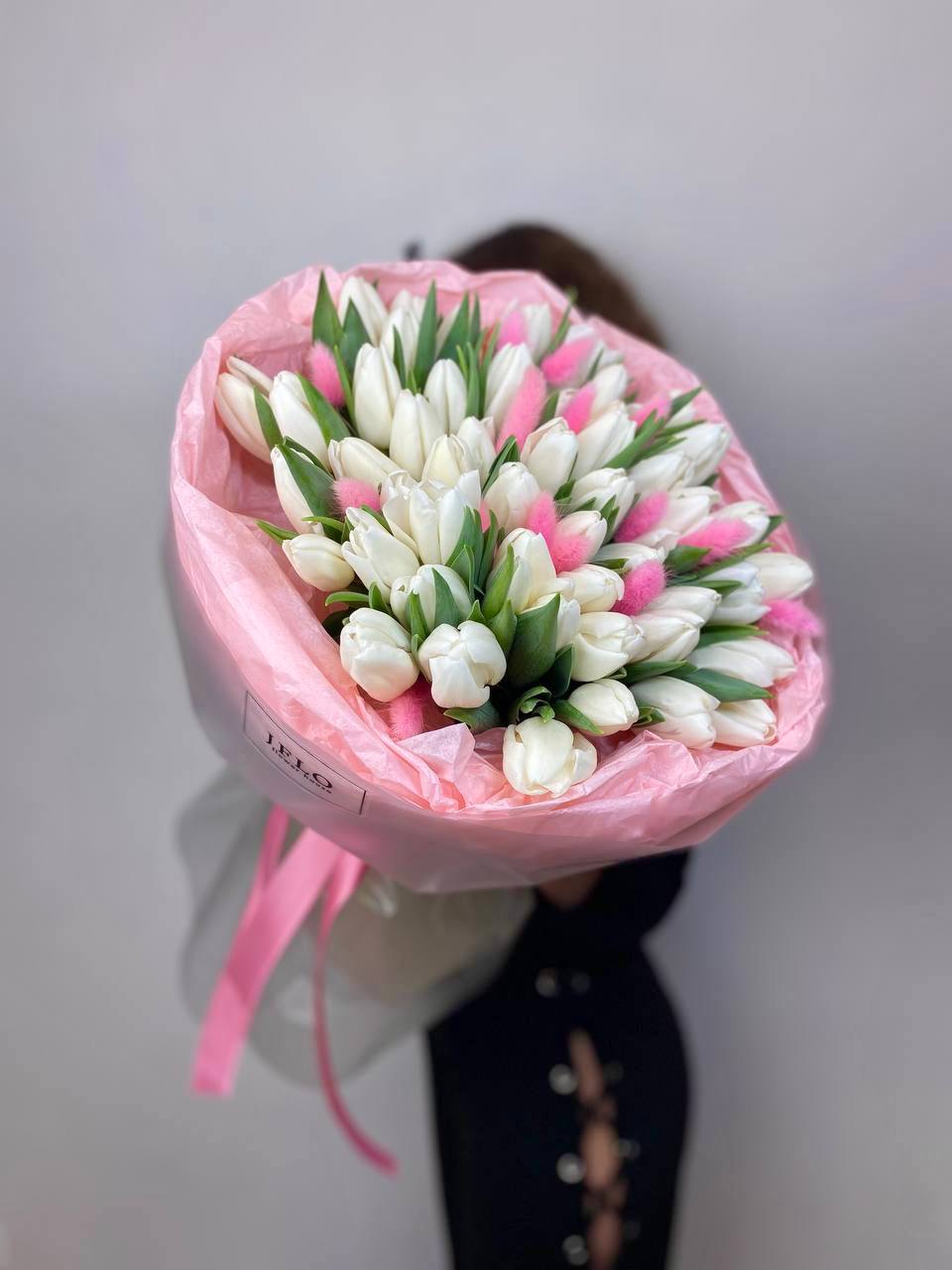 Тюльпаны с доставкой в Дубае