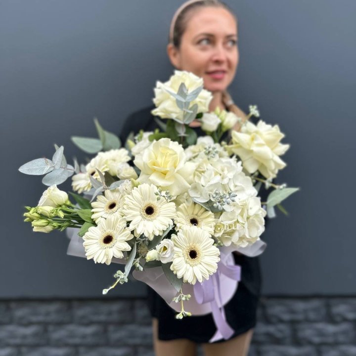 Цветочный бокс "Лавандовый сон" в Дубае