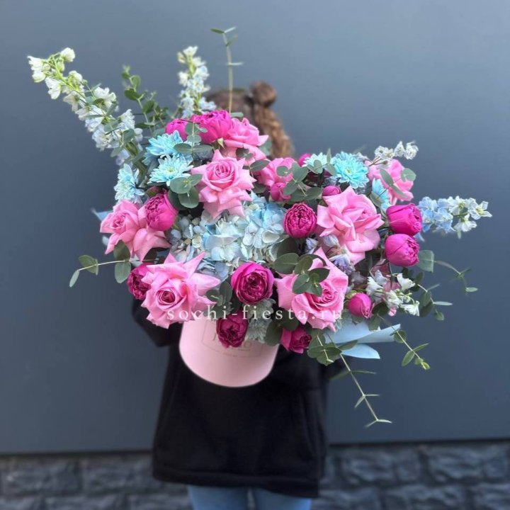 Авторская шляпная коробка в Дубае