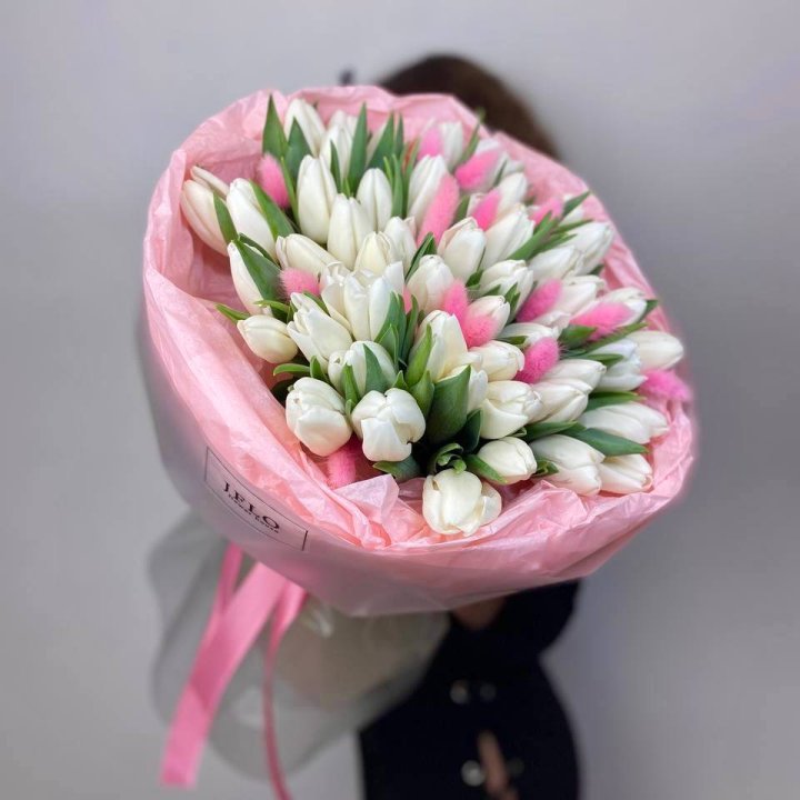 51 белый тюльпан "Рози" в Дубае