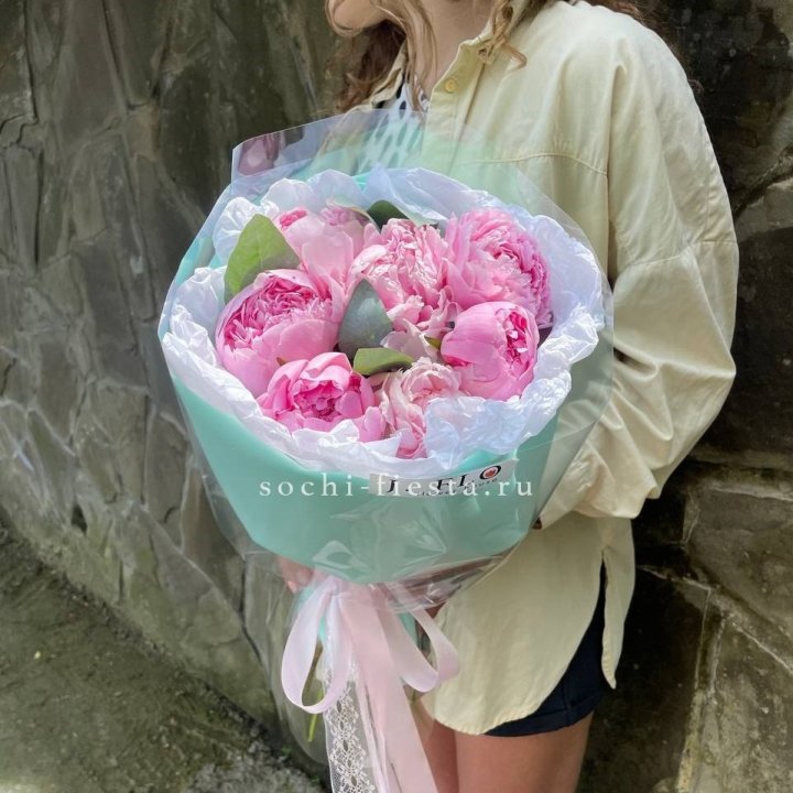 7 зефирных пионов в фоамиране в Дубае