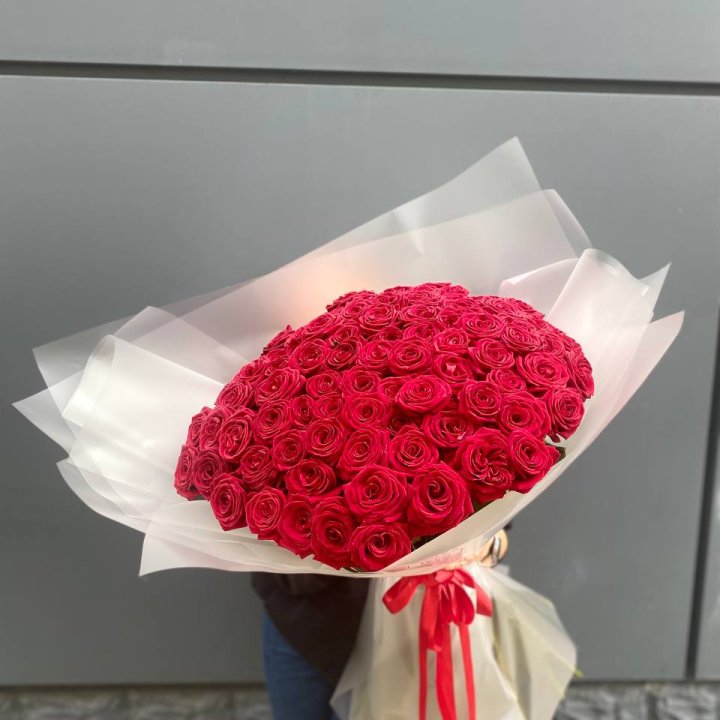 101 высокая роза в Дубае