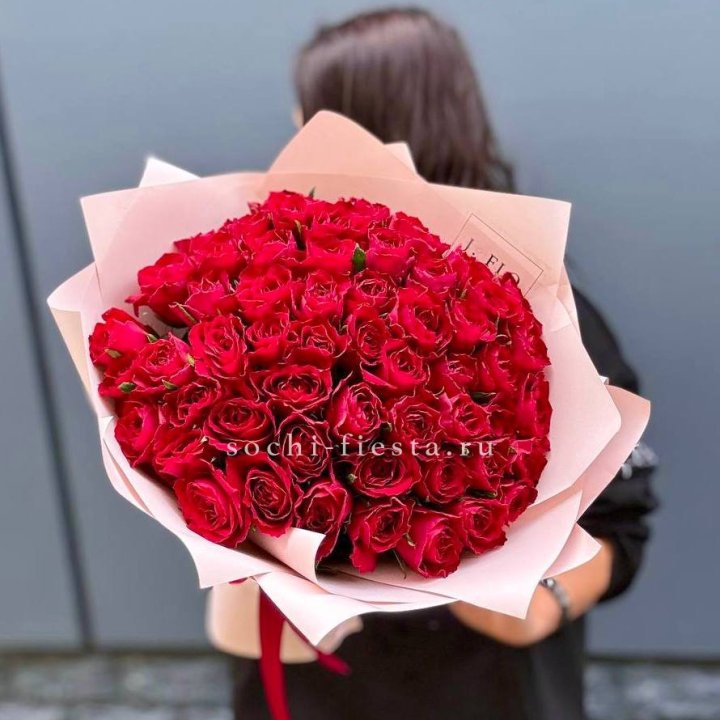 55 кенийских роз в Дубае