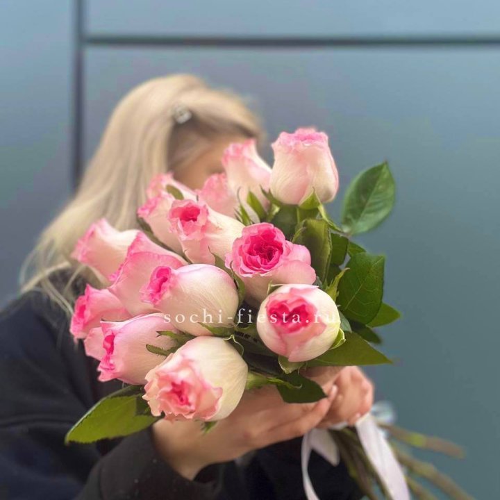 15 роз Мандала в Дубае